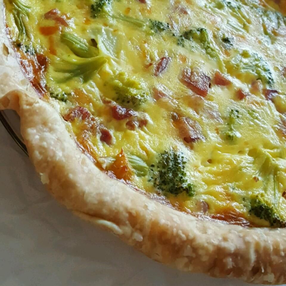 Easy Ham And Broccoli Quiche